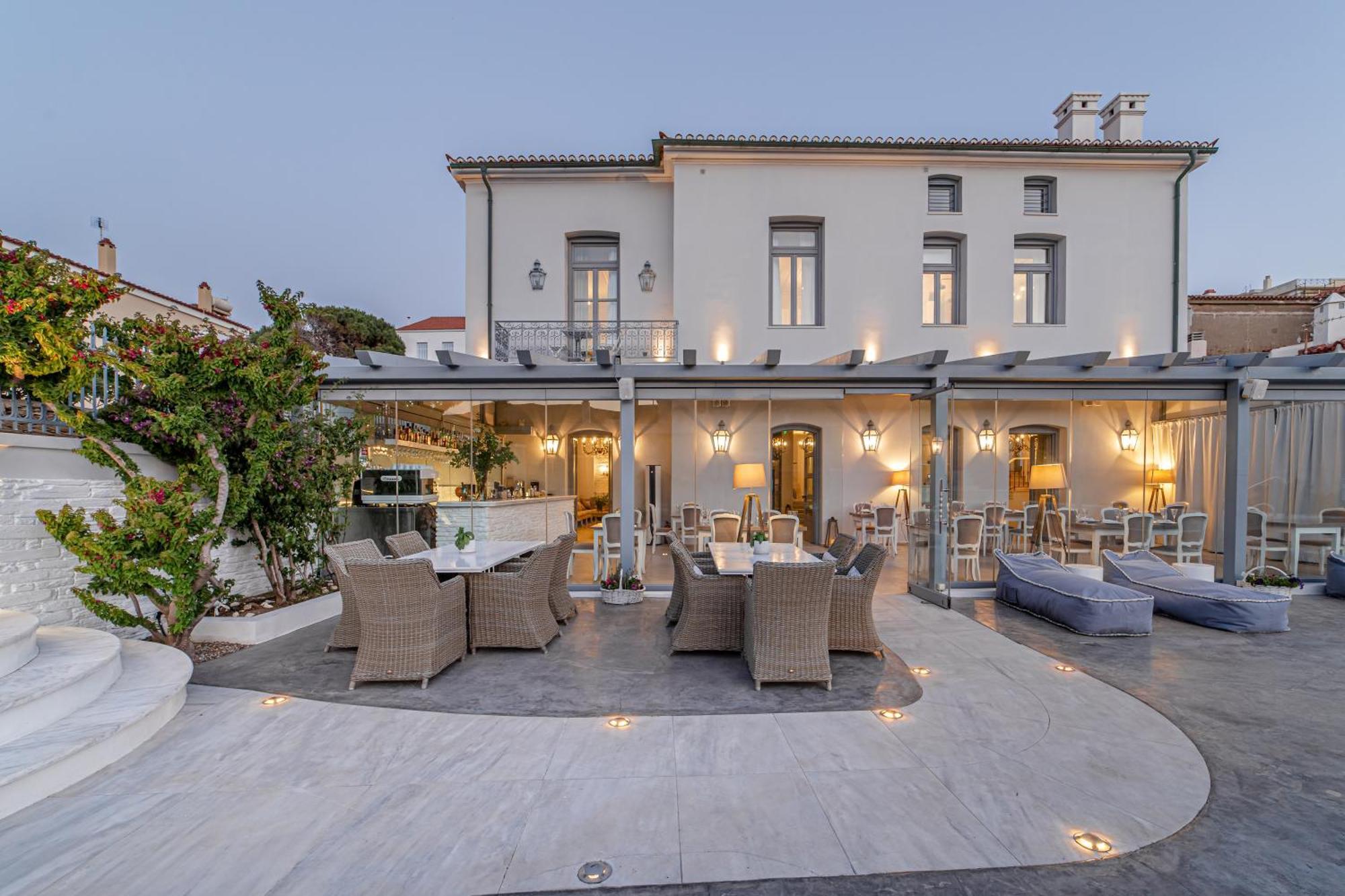 Micra Anglia Boutique Hotel & Spa Andros Town Exterior photo